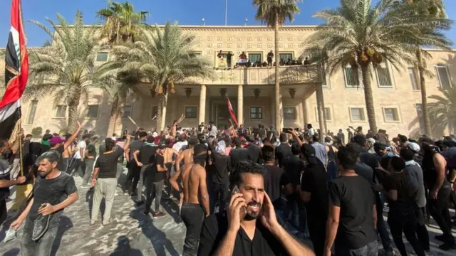 تظاهرات أنصار الصدر في العراق