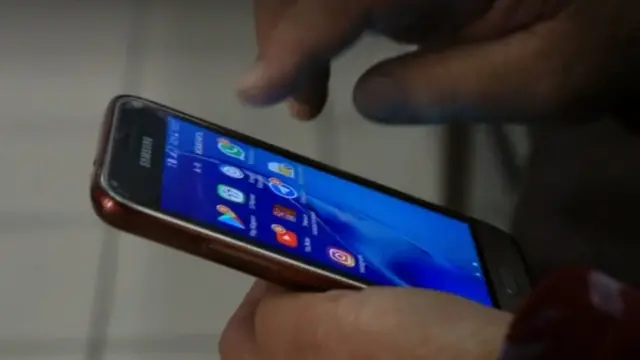 Кыргызстанда интернетке көбү телефондон кошулат