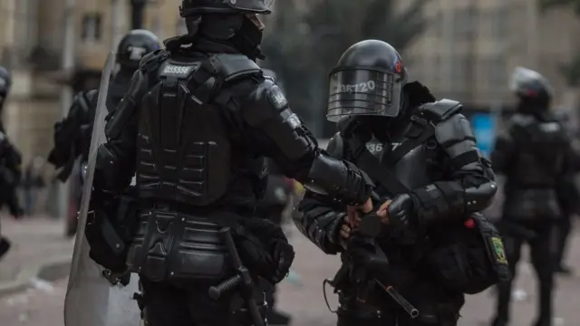 Esquadrão antiprotestos na Colômbia