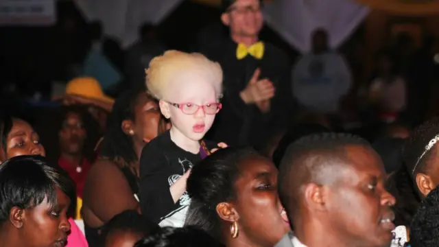 Gabadhan waxay ka mid ahayd dadkii daawanyay tartanka