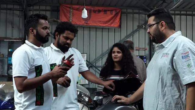 मयूर पाटील आणि त्याची टीम