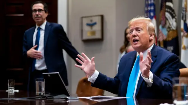 Donald Trump y Steve Mnuchin.