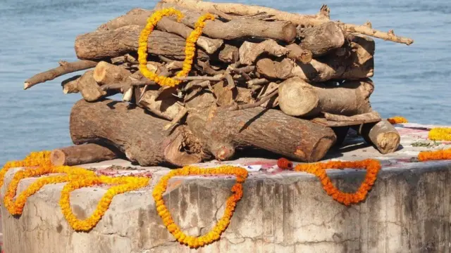 પ્રતીકાત્મક તસવીર