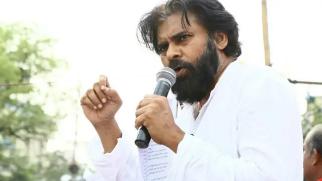 ఎన్నికల ప్రచారంలో పవన్