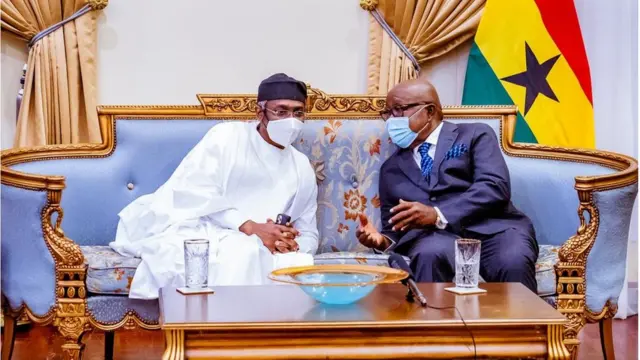 Nzụkọ ndị omeiwu Naịjriịa na Gana