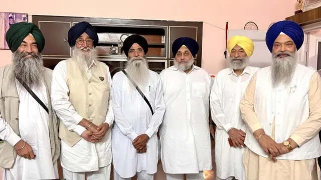 ਸ਼੍ਰੋਮਣੀ ਅਕਾਲੀ ਦਲ ਦੇ ਆਗੂ ਅਤੇ ਸਿਮਰਨਜੀਤ ਸਿੰਘ ਮਾਨ