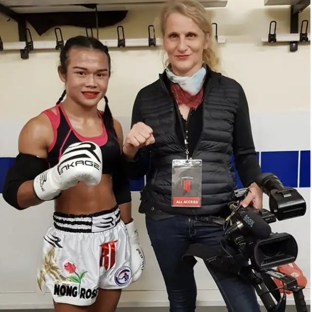 น้องโรส บ้านเจริญสุข กับ คริสตีน รูจมงต์