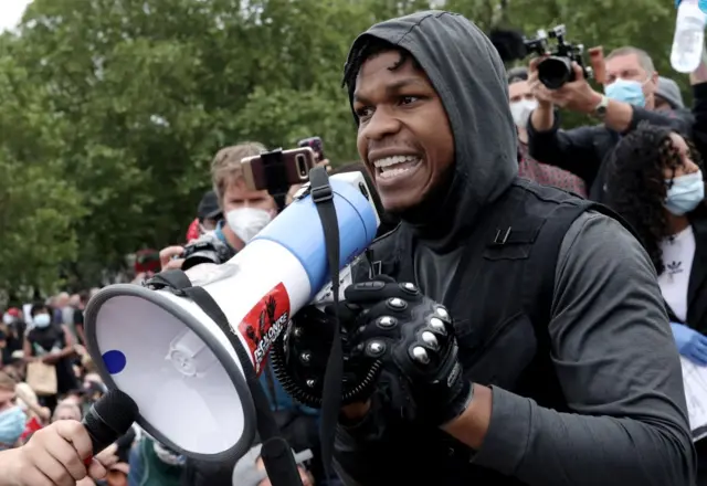 John Boyega during di Black Lives Matter protest