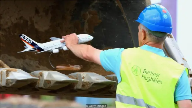 BER, Berlin, pesawat