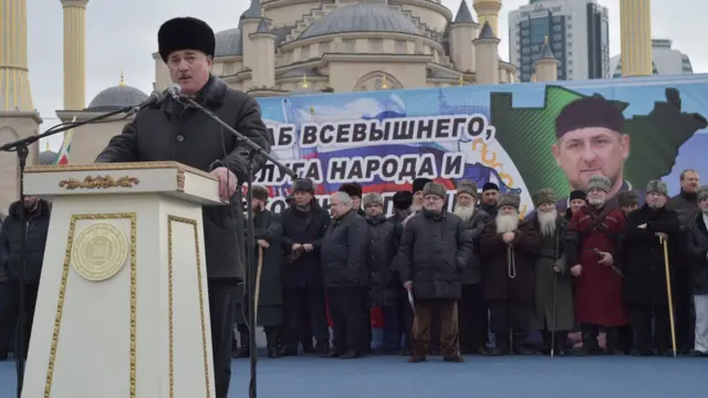 Руслан Алханов