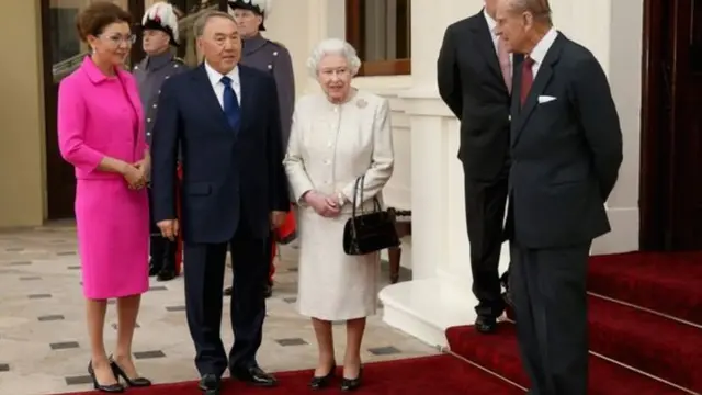 Назарбаева солдо