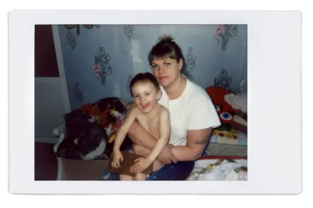 Ira iyo wiilkeeda Nikita