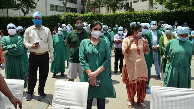 వైద్యులు