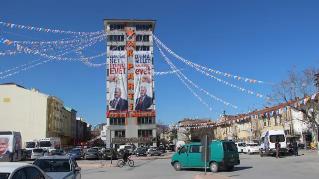 AKP Kayseri il binası