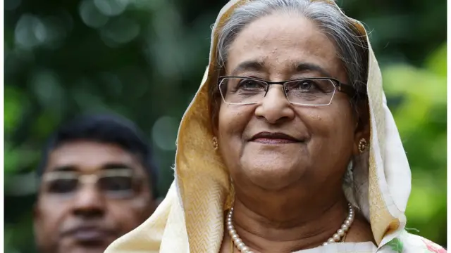 প্রথমে কোটা বাতিলের ঘোষণা দিলেও পরে অবস্থান বদলেছেন প্রধানমন্ত্রী শেখ হাসিনা