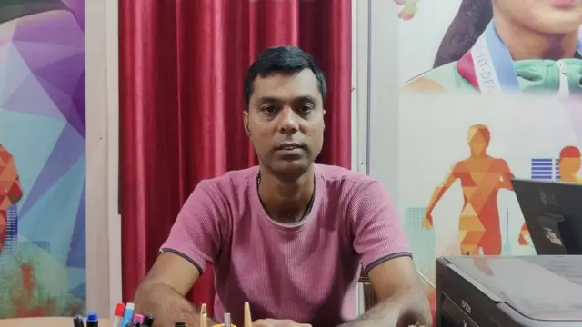 आशाकिरण बारला के कोच आशु भाटिया