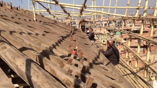 भक्तपुरका सम्पदाको पुनर्निर्माण