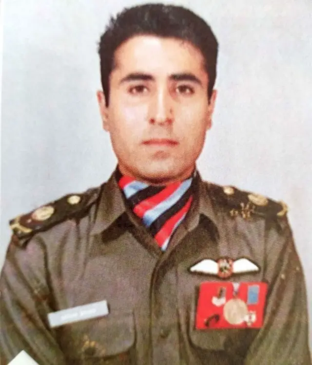 विक्रम बत्रा NCC गणवेशात