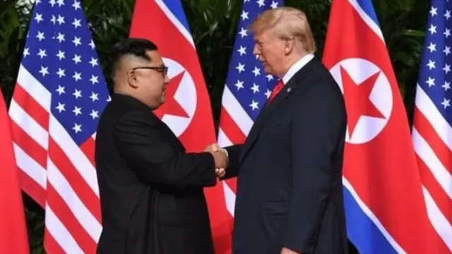 किम जोंग और ट्रंप