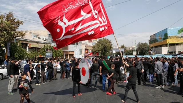 مراسم عاشورا