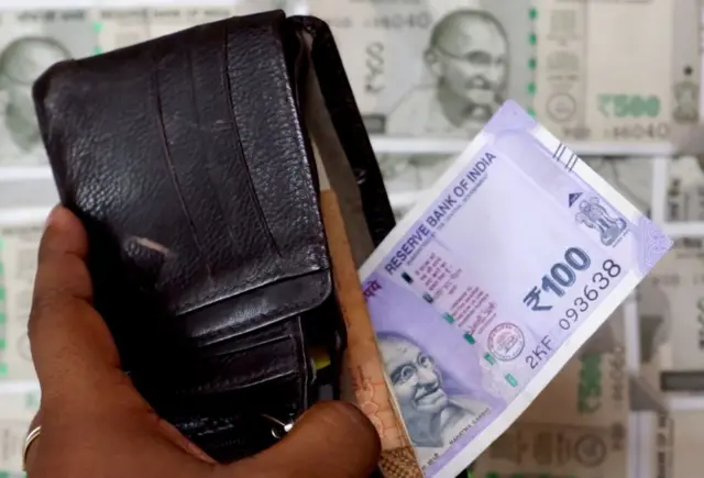 पैसे, वेतन