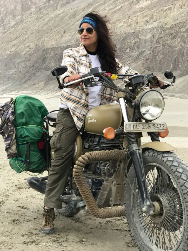 वुमेन बाइकर्स