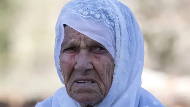 جدة رشيدة في الـ90 من عمرها وتعيش في الضفة الغربية المحتلة