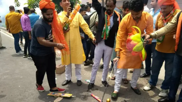 બેંગ્લોરમાં ભાજપના કાર્યકરોમાં વિજયનો માહોલ