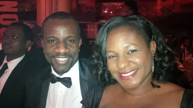 Aworan Deji ati iyawo Ese