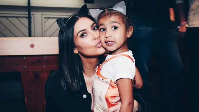希少号　LOVE KIM KARDASHIAN knye west Kanye West on loving Kim Kardashian 'for life,' only