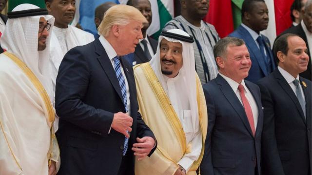 اجتماع ترامب في الرياض مع زعماء عرب وإسلاميين