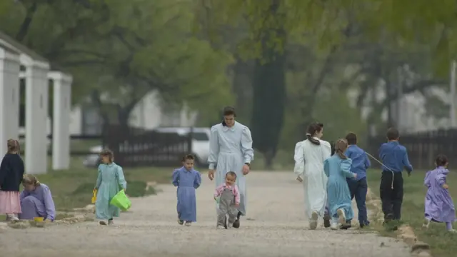 Комуна мормонів