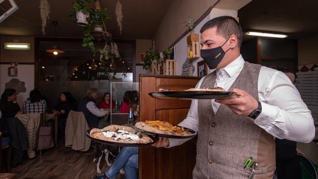 В Италии решили, что открытие ресторанов - это оправданный риск