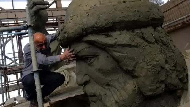 व्लादिमीर द ग्रेट यांचा रशियातील पुतळा