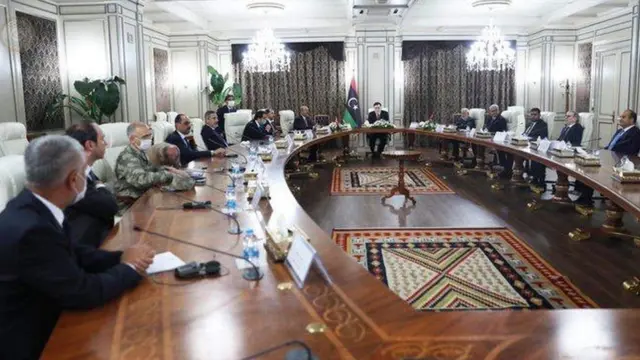 Türkiye'den Trablus'a giden heyet, savaş sonrası ticari ve ekonomik işbirliğini masaya yatırdı