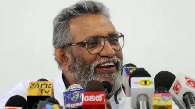 මැතිවරණ කොමිසමේ සභාපති මහින්ද දේශප්රිය