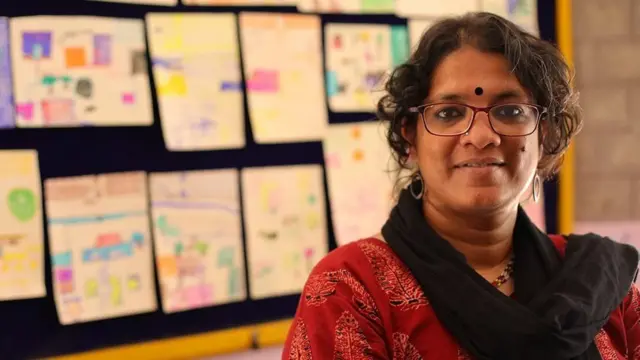 'வானவில்' ரேவதி.