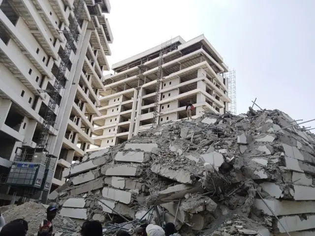 Building collapse in Lagos: Ikoyi 21 storey building collapse for Gerald Road, many trap