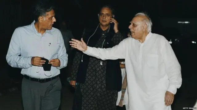 शशि थरूर