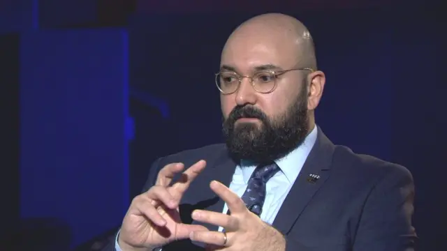 فرید اسماعیل‌پور، مستندساز و تحلیل‌گر فیلم