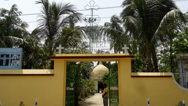 कब्रिस्तान