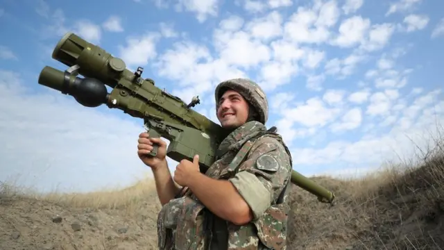 Армянский военный