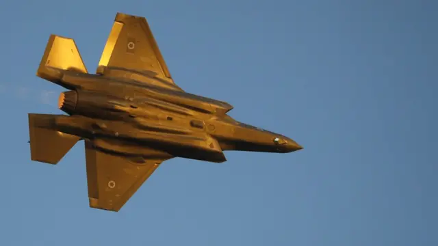 f35