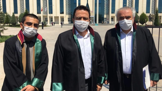 Kadir Şeker'in avukatlarından Konya Baro Başkanı Mustafa Aladağ, 27 Mayıs'ta Kadir Şeker'in tutukluluk halinin yeniden gözden geçirileceğini belirtti