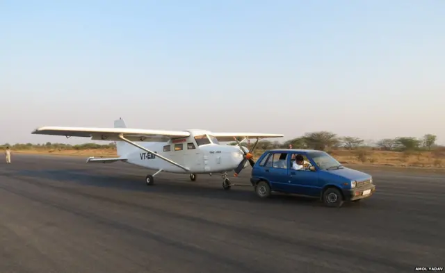 Car with plane