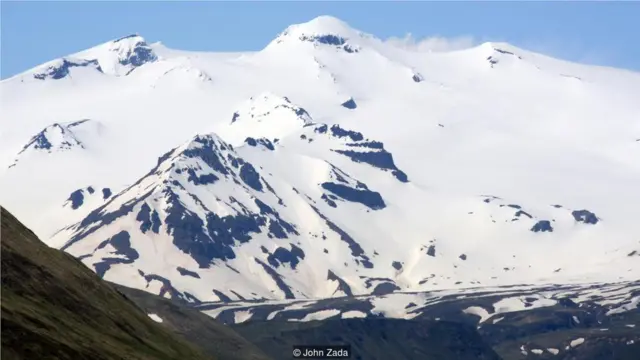 "风暴的摇篮（Cradle of Storms）"和"风的诞生地（Birthplace of Winds）"是阿留申群岛两个当之无愧的绰号。