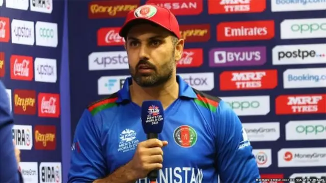 अफ़ग़ानिस्तानी क्रिकेट टीम के कप्तान मोहम्मद नबी