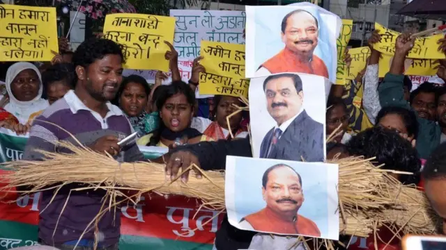 અદાણી સામે ઝારખંડમાં થયેલા વિરોધ પ્રદર્શનની તસવીર