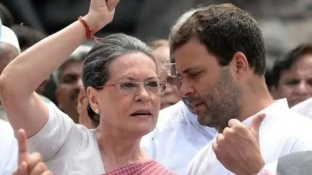 રાહુલ ગાંધી અને સોનિયા ગાંધીની તસવીર