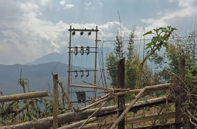 વીજળીના થાંભલા